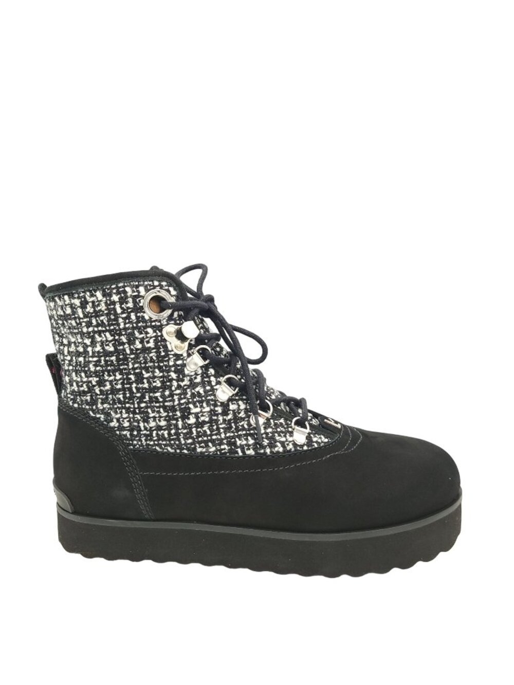 NEW Larroude Vail Boots Suede Tweed Preppy Twee Indie Cozy City Womens 8.5